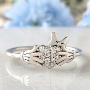 Disney Minnie Mouse claddagh style ring - 925 Sterling Silver
